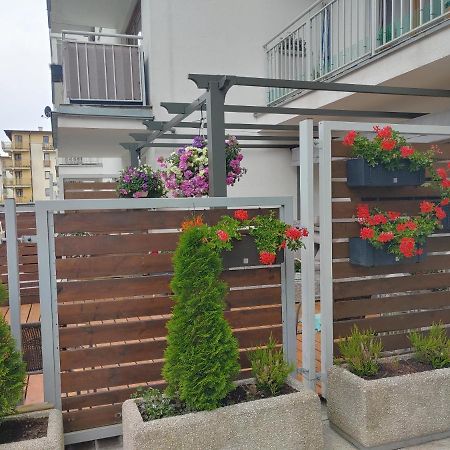 Swinoujscie Platan Patio 6 - Berry Apartments Extérieur photo
